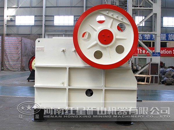 凹凸棒石顎式破碎機(jī) 凹凸棒石顎式破碎機(jī)