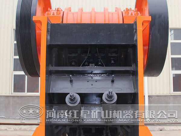 石膏破碎機(jī)破碎比大 石膏破碎機(jī)破碎比大