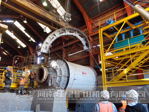 選礦作業(yè)現(xiàn)場 選礦作業(yè)現(xiàn)場