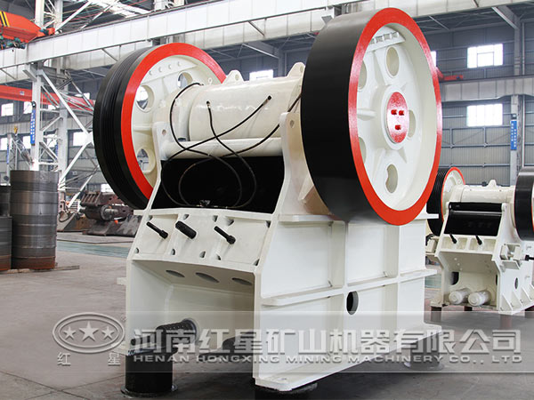 簡擺顎式破碎機 簡擺顎式破碎機