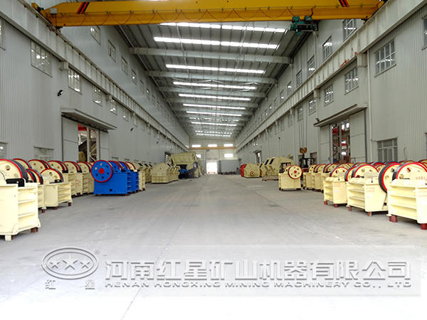 破碎設備廠區(qū) 破碎設備廠區(qū)