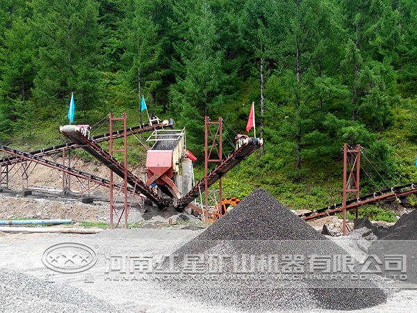 制砂生產(chǎn)線(xiàn)作業(yè)現(xiàn)場(chǎng)
