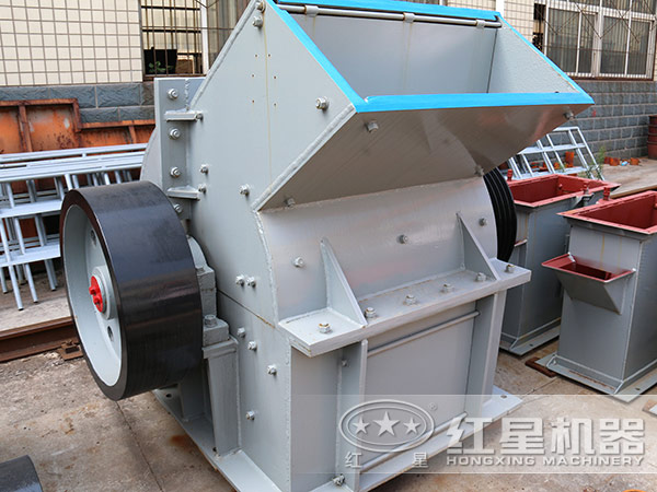 錘式破碎機(jī) 錘式破碎機(jī)