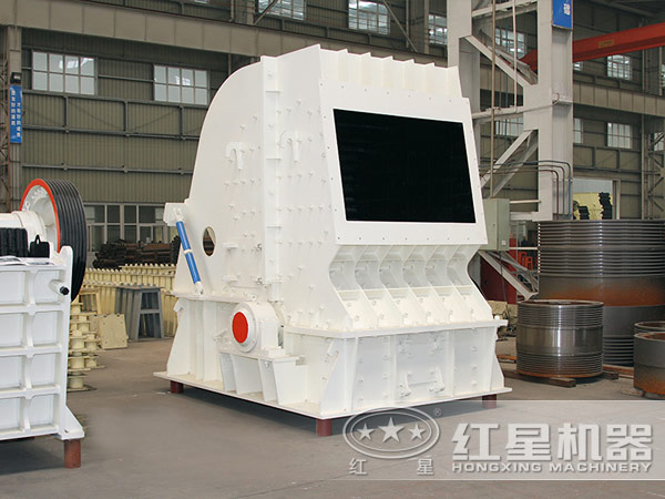 石子反擊式破碎機(jī) 石子反擊式破碎機(jī)