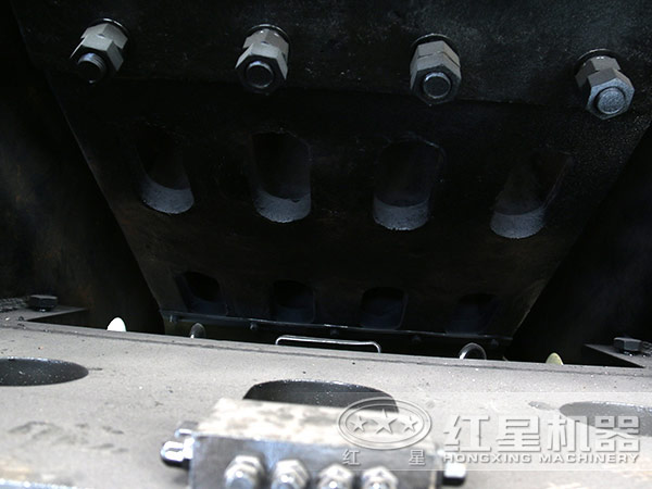 粗碎鄂式破碎機 粗碎鄂式破碎機