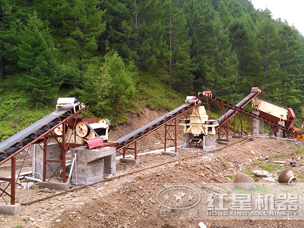 VSI離心沖擊制砂機(jī)生產(chǎn)現(xiàn)場(chǎng)