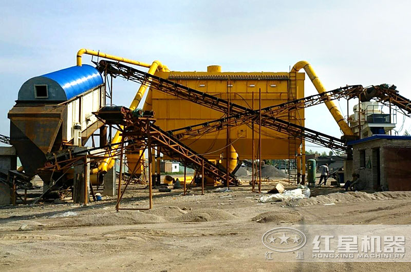砂石生產(chǎn)線生產(chǎn)現(xiàn)場(chǎng) 砂石生產(chǎn)線生產(chǎn)現(xiàn)場(chǎng)