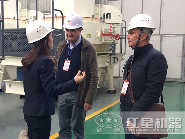 技術(shù)人員對(duì)客戶提出的制砂機(jī)問題作出問答 技術(shù)人員對(duì)客戶提出的制砂機(jī)問題作出問答