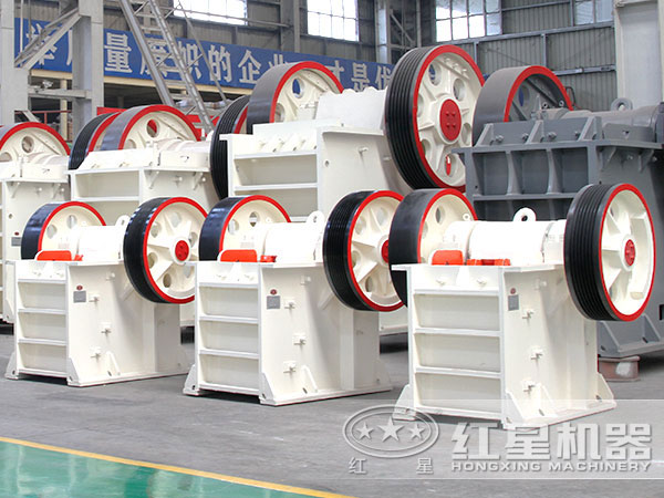 鄂式破碎機 鄂式破碎機