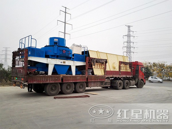 已裝車發(fā)貨的制砂機(jī)