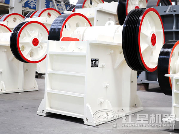 花崗巖小型碎石機 花崗巖小型碎石機