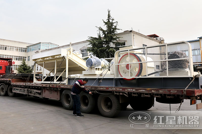 雙輥破碎機發貨了 雙輥破碎機發貨了