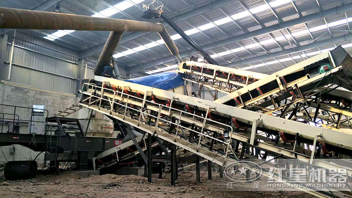 碎石現(xiàn)場 碎石現(xiàn)場