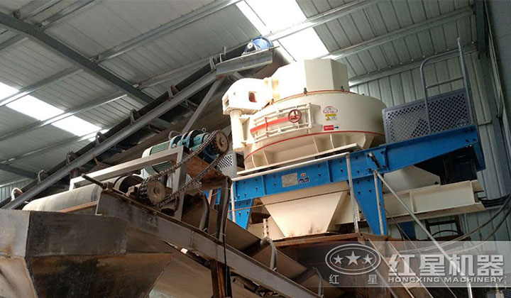 制砂現(xiàn)場(chǎng) 制砂現(xiàn)場(chǎng)