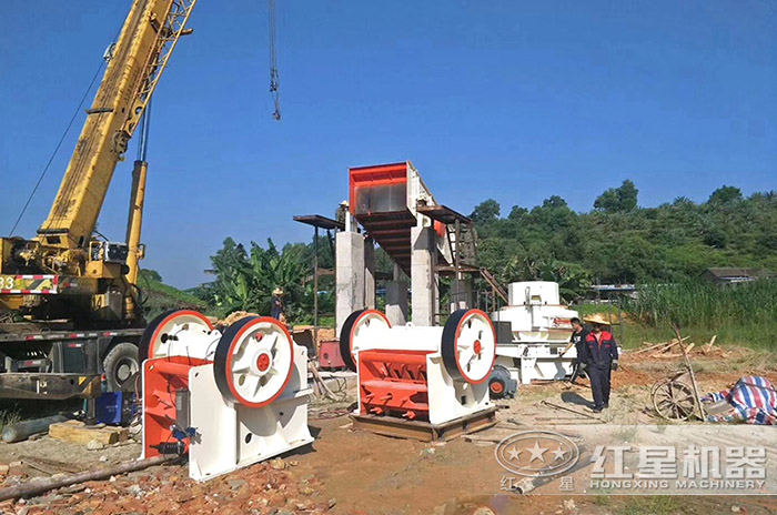 錘破現(xiàn)場(chǎng) 錘破現(xiàn)場(chǎng)