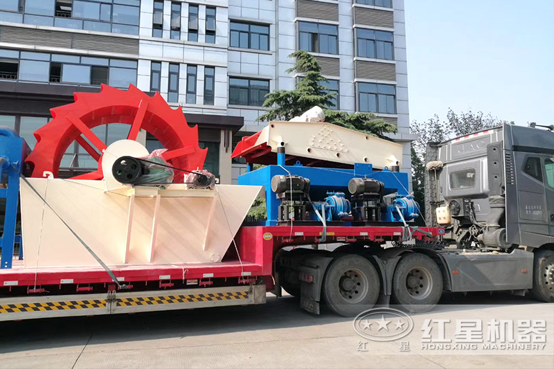 大型洗砂機(jī)發(fā)貨現(xiàn)場 大型洗砂機(jī)發(fā)貨現(xiàn)場